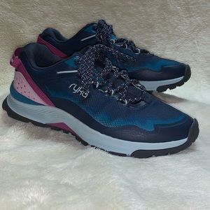 Ryka premium Trek walking/hiking/trail shoes leather/fabric/faux leather 9 wide